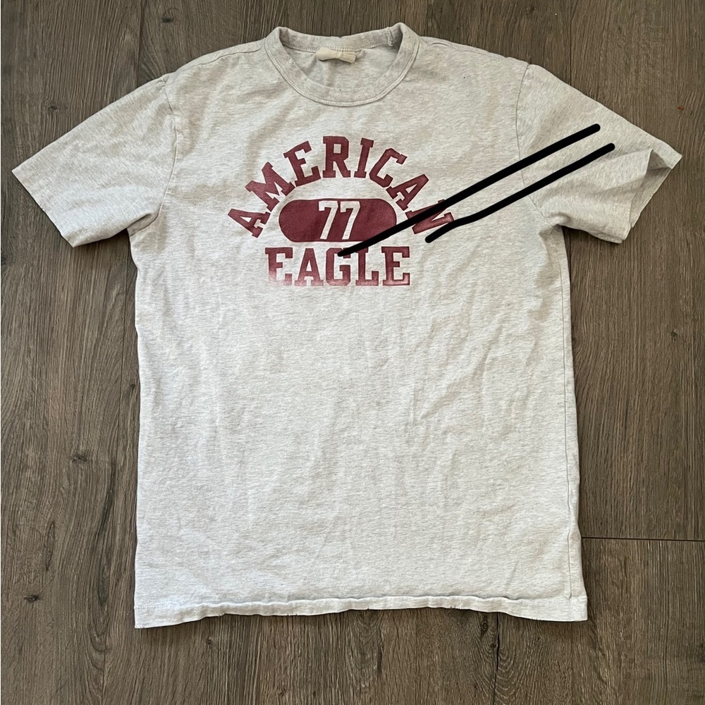 American Eagle Vintage Vault 77 Graphic T-Shirt Gray XS​